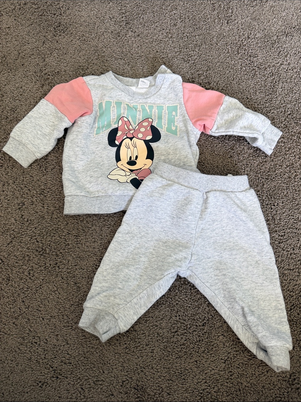 Minnie mouse gray sweatshirt matching set